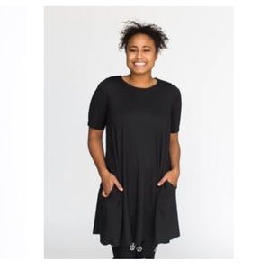 Agnes & Dora NWT Baby Suede Swing tunic